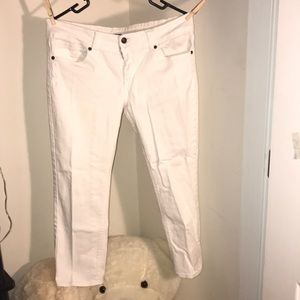 White low jeans